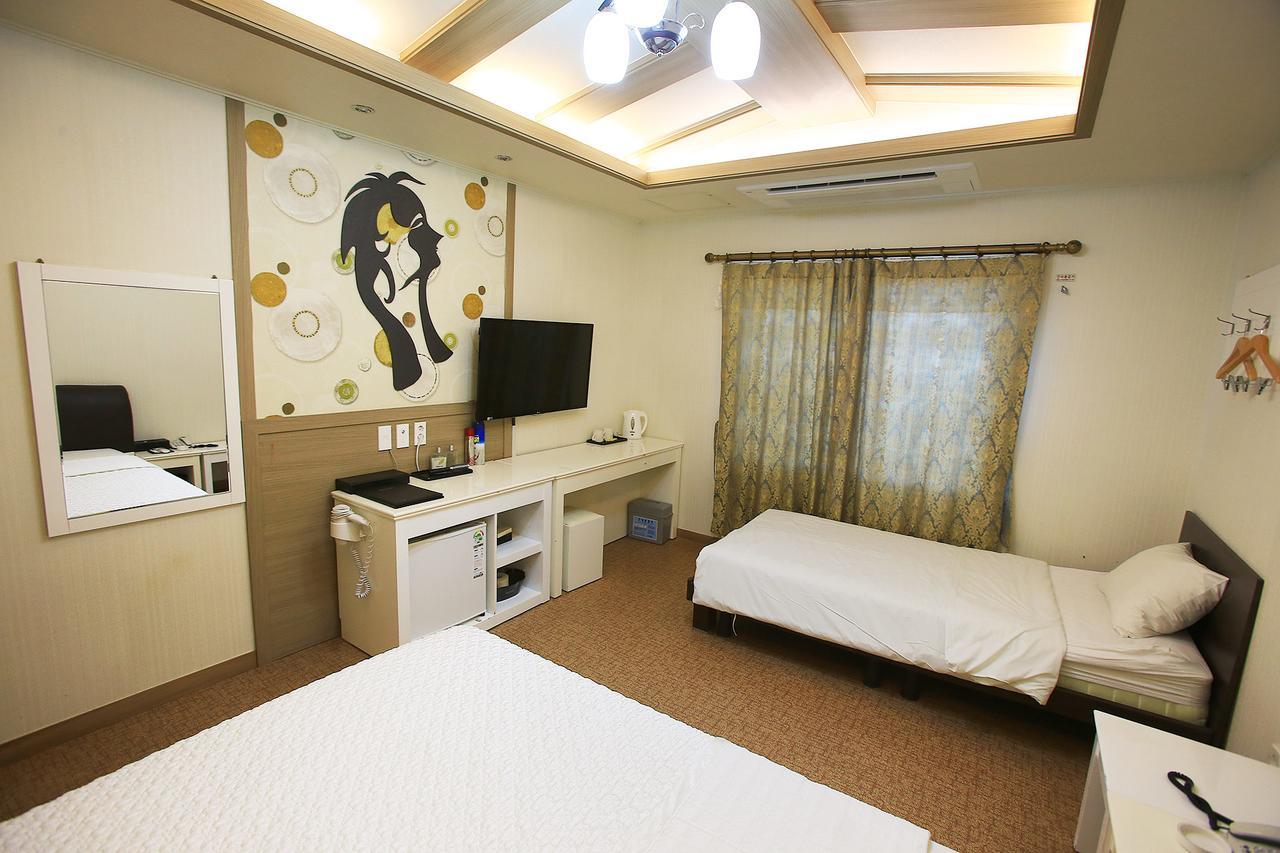 Hae Hotel Jeju Exterior foto